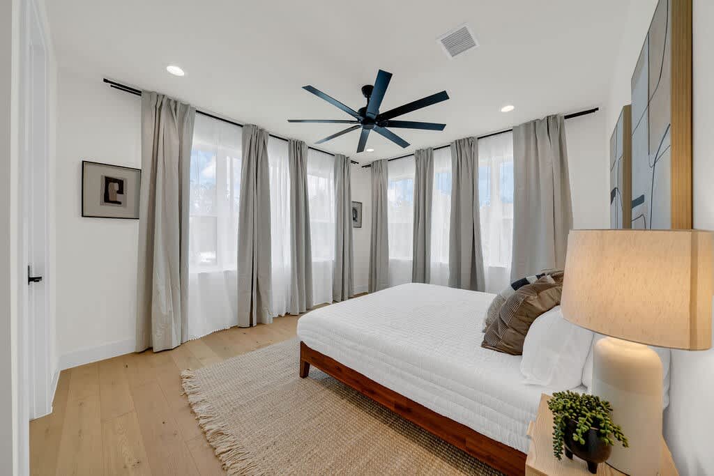 Home in Austin property photo 8