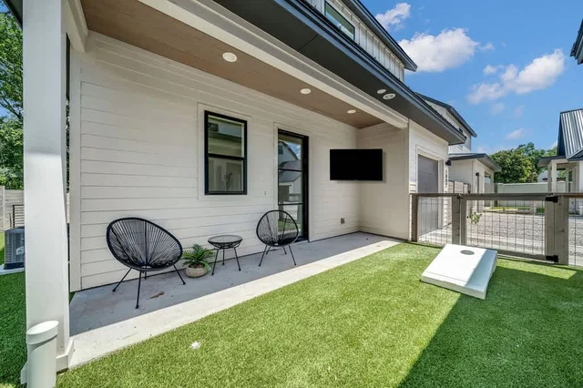 Home in Austin property photo 56