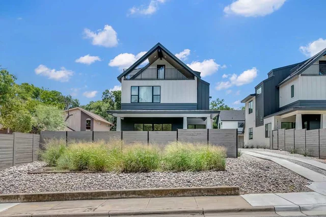 Home in Austin property photo 82