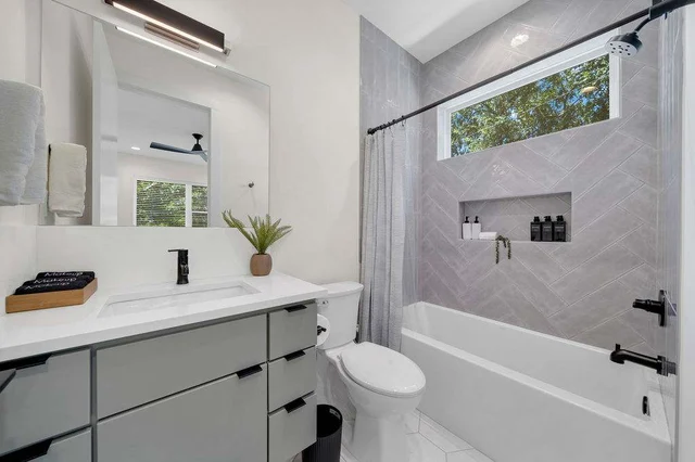 Home in Austin property photo 31