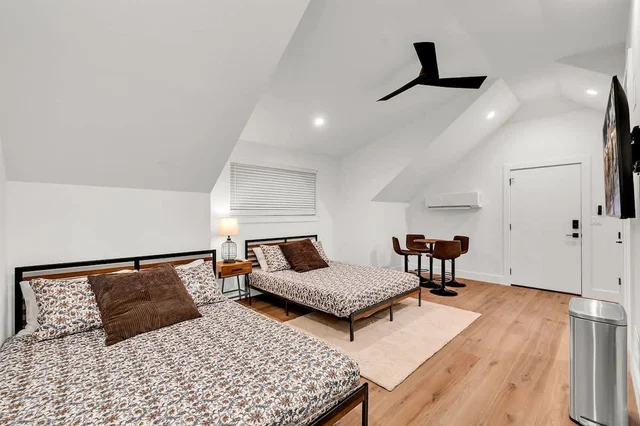 Bedroom image 1