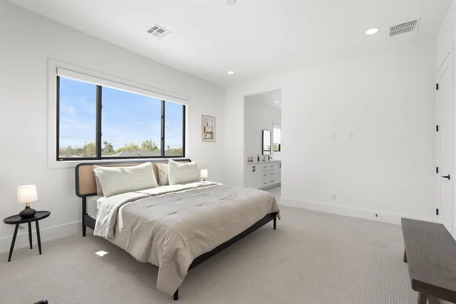 Bedroom image 1