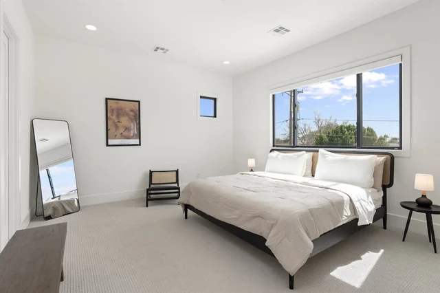 Bedroom image 1
