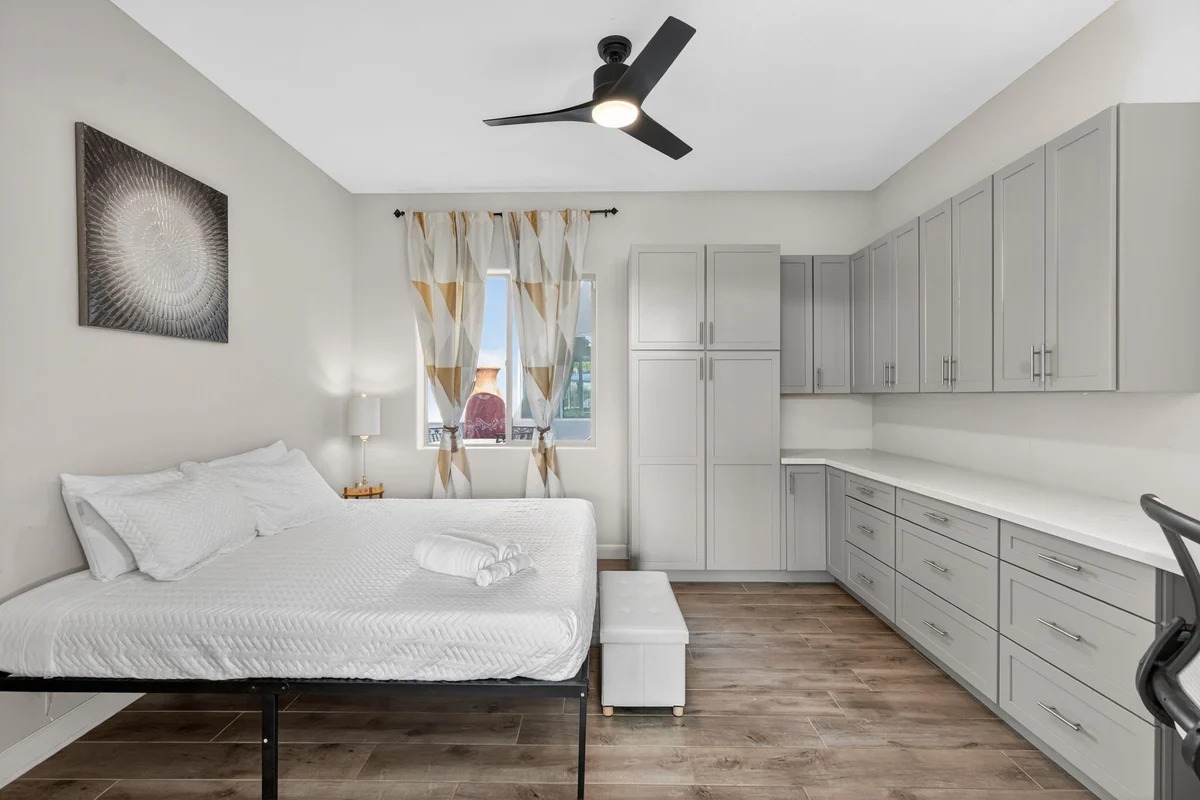 Bedroom image 1