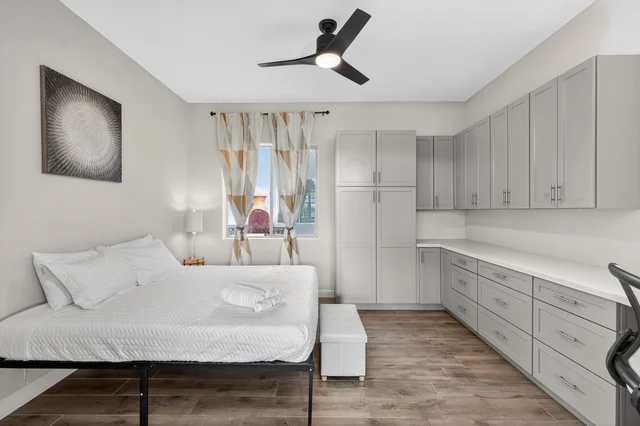 Bedroom image 1