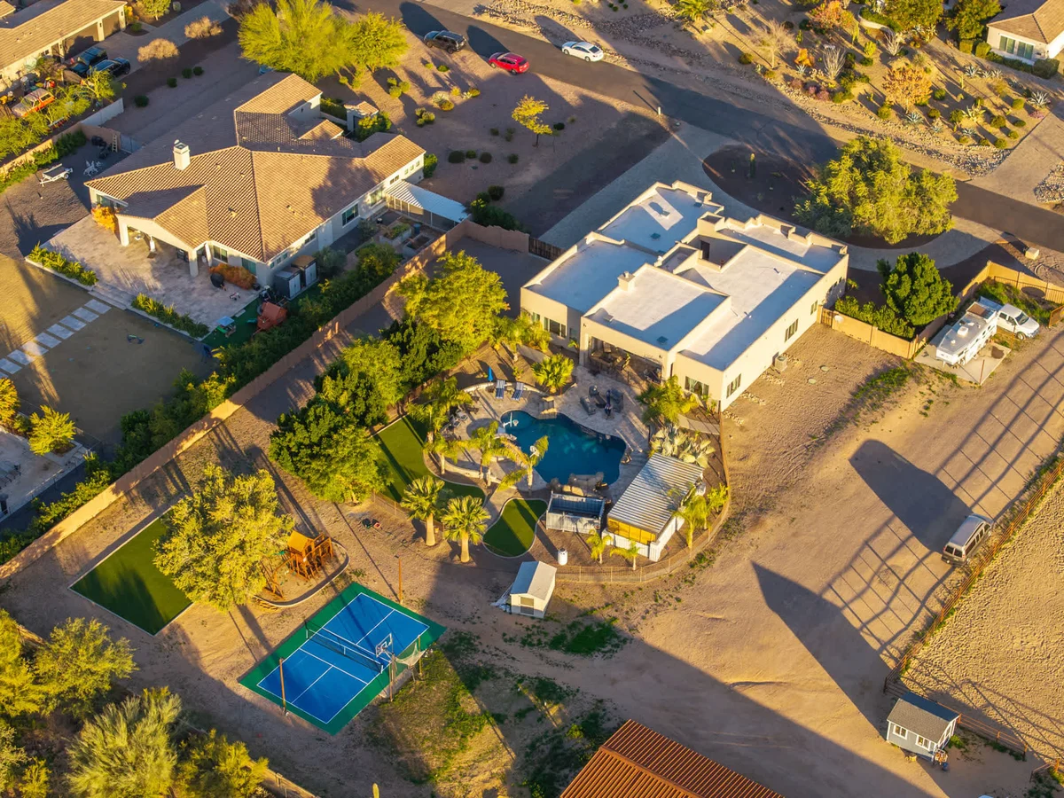 Home in Scottsdale property photo 2