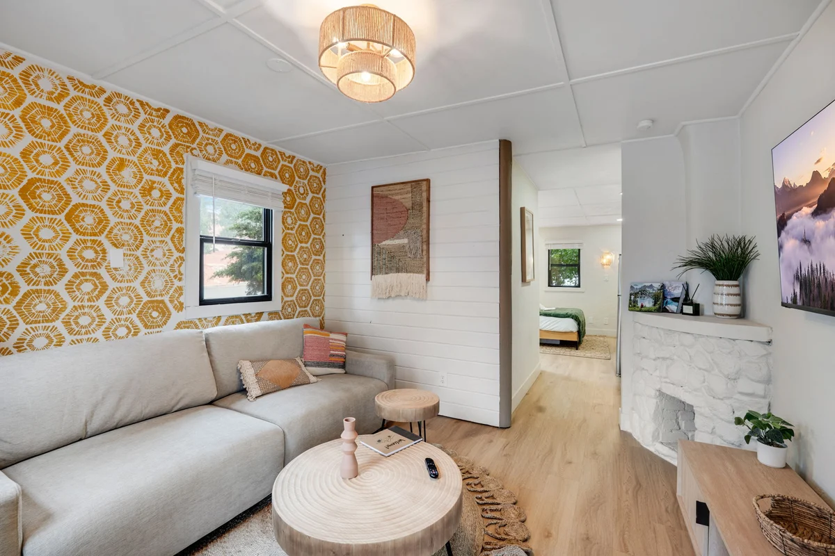 Cozy Studio in Manitou Springs, Walk Downtown property photo 3