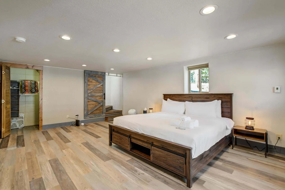Bedroom image 1