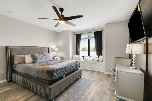 Bedroom image 1
