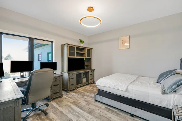 Bedroom image 1