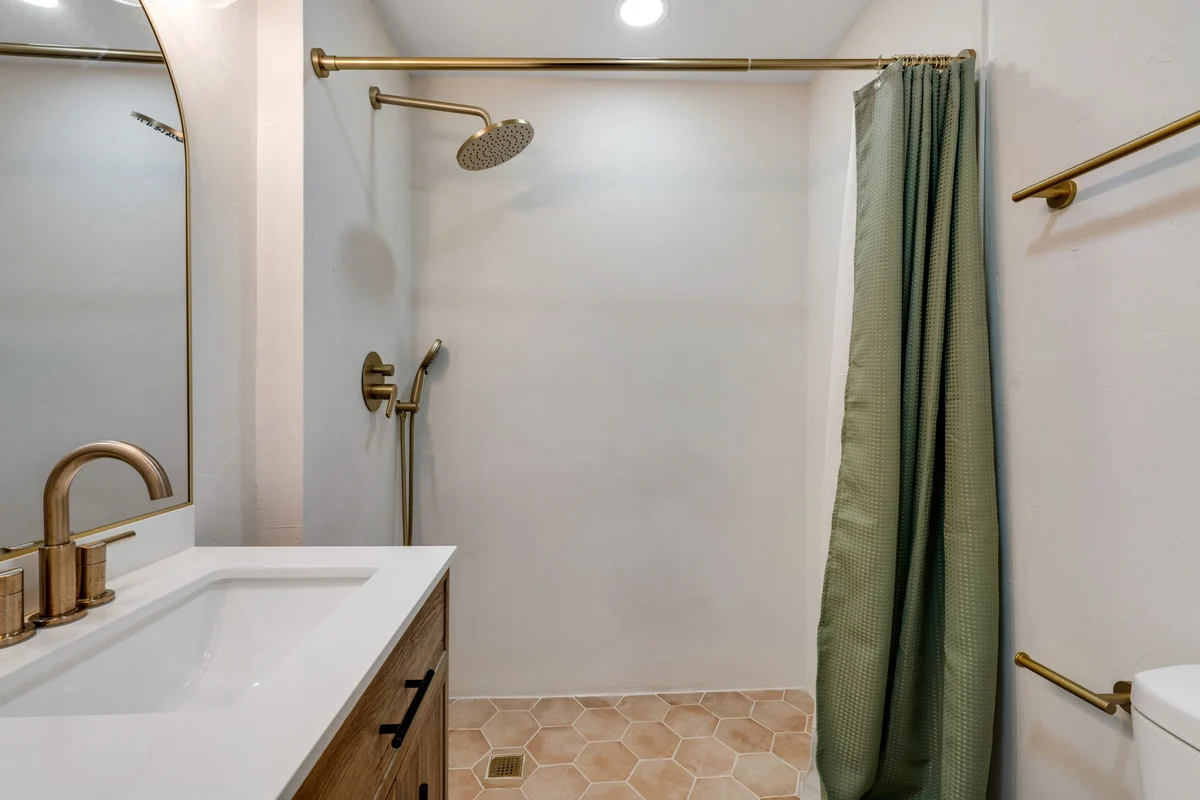 Warm Studio in Manitou Springs, Walk Downtown property photo 4