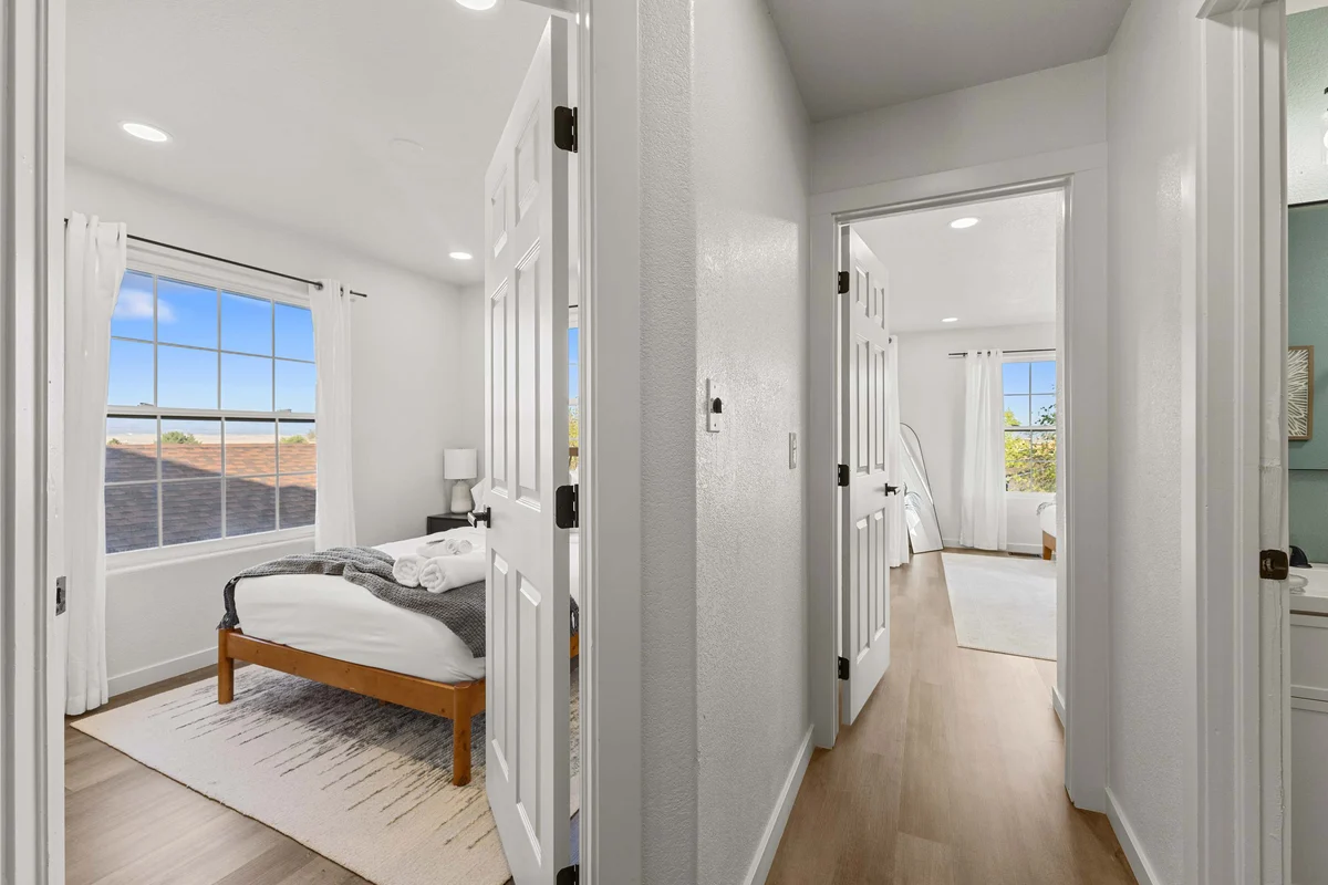 Bedroom image 1