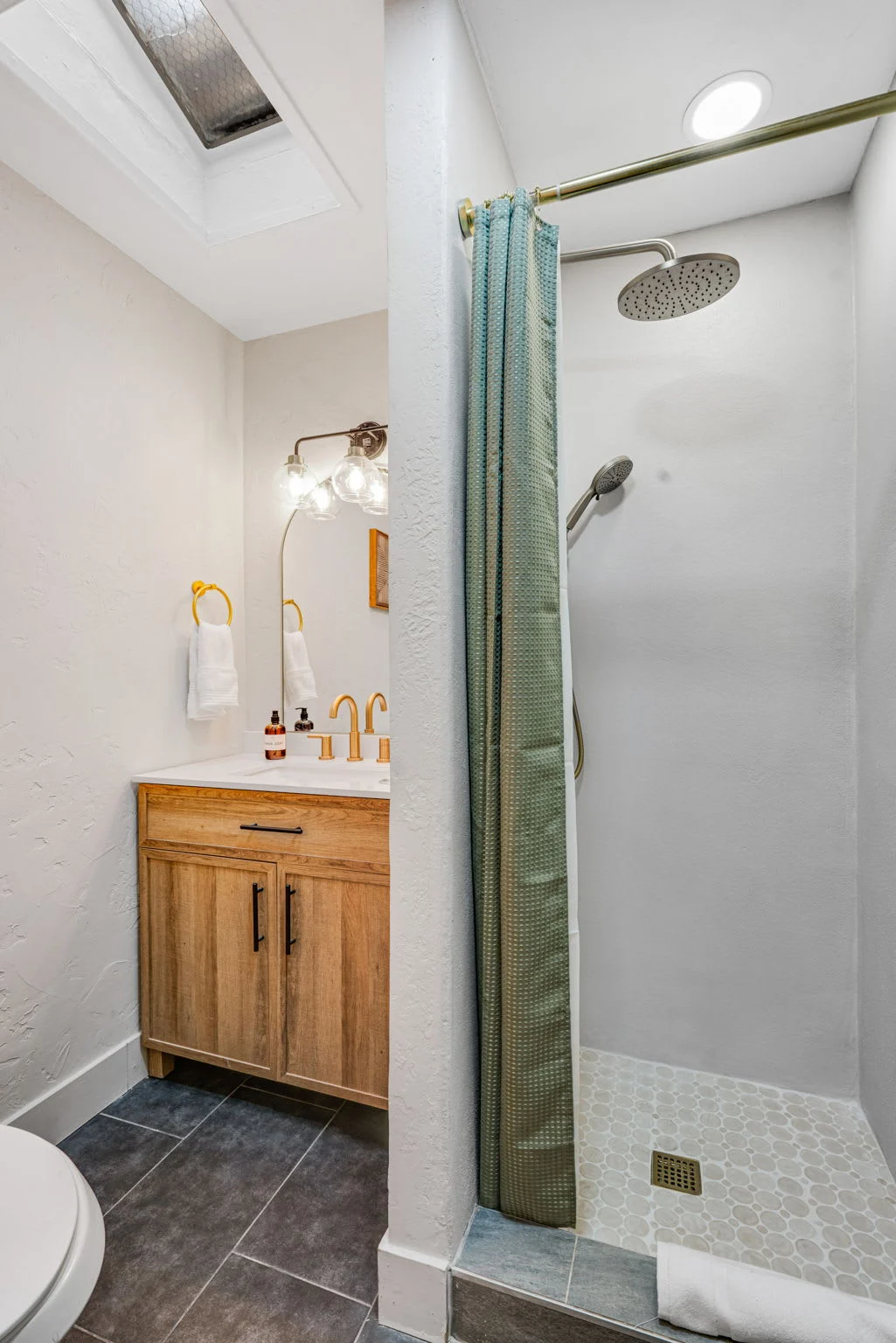 Homey Studio in Manitou Springs, Walk Downtown property photo 4