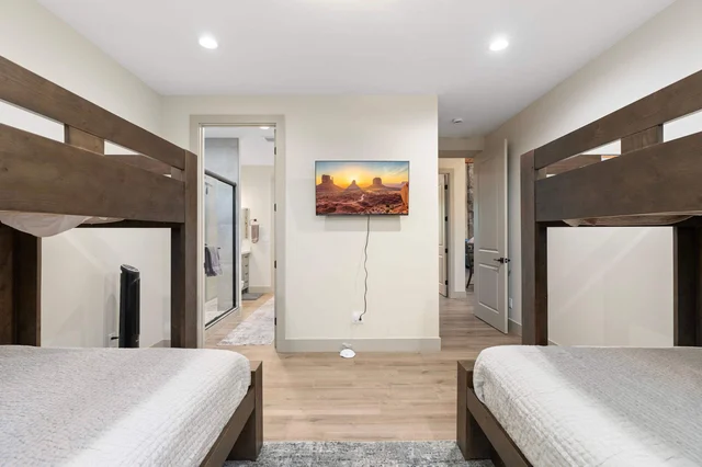 Bedroom image 1
