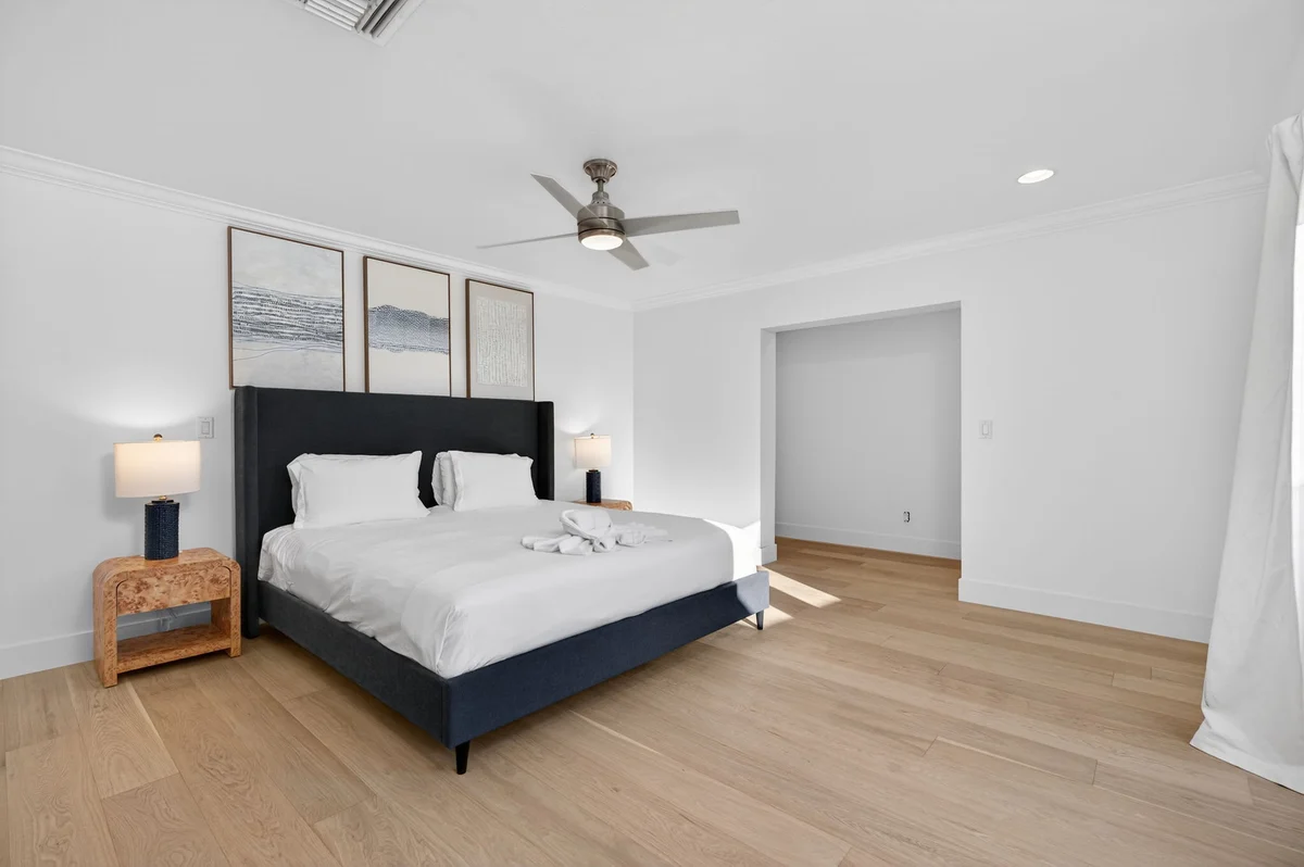 Bedroom image 1