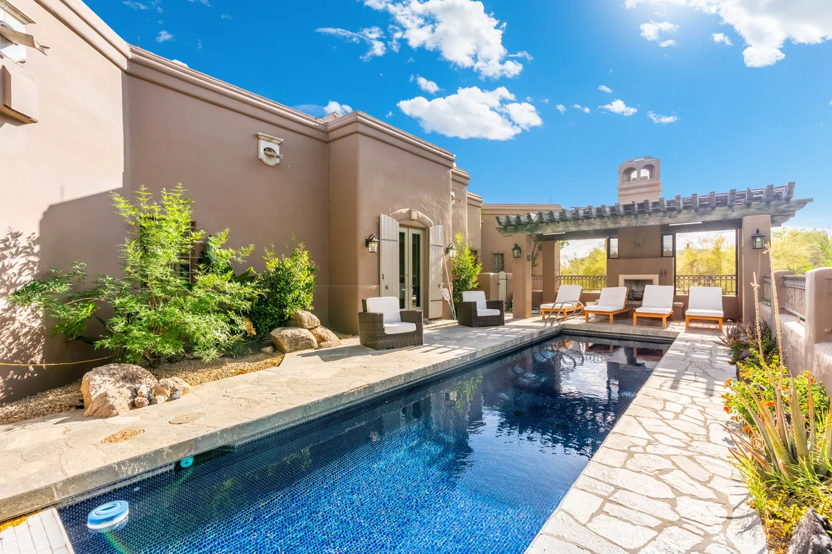 Home in Cave Creek property photo 3