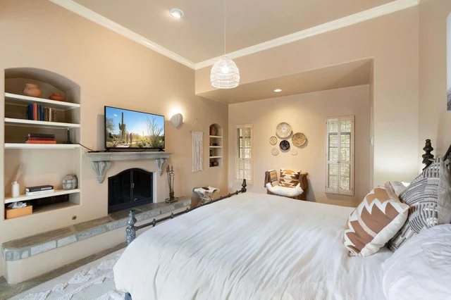 Bedroom image 1