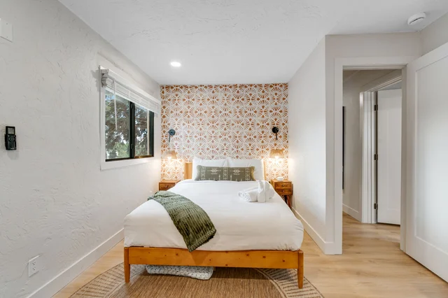 Bedroom image 1