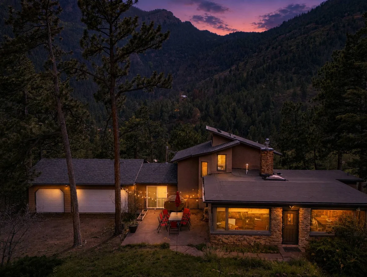 Home in Cascade-Chipita Park property photo 5