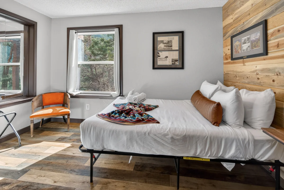Bedroom image 1