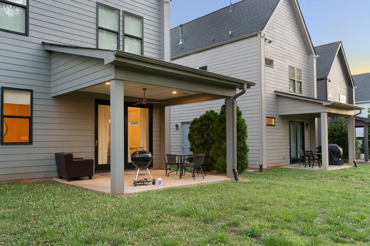Home in Charlotte property photo 3