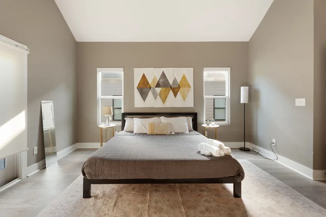 Bedroom image 1