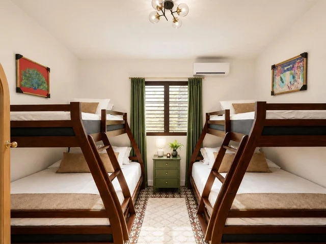 Bedroom 3 image 1