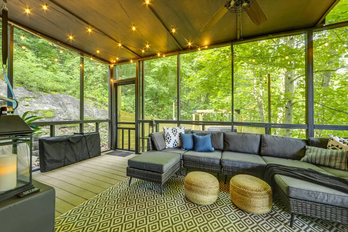 Home in Waynesville property photo 5