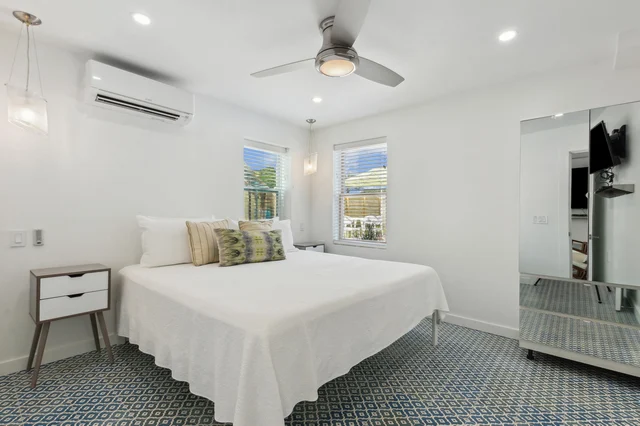 Bedroom 5 image 1