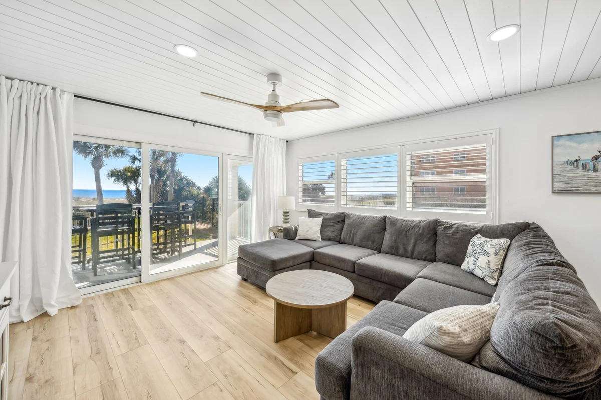 Condo in Fernadina Beach property photo 3