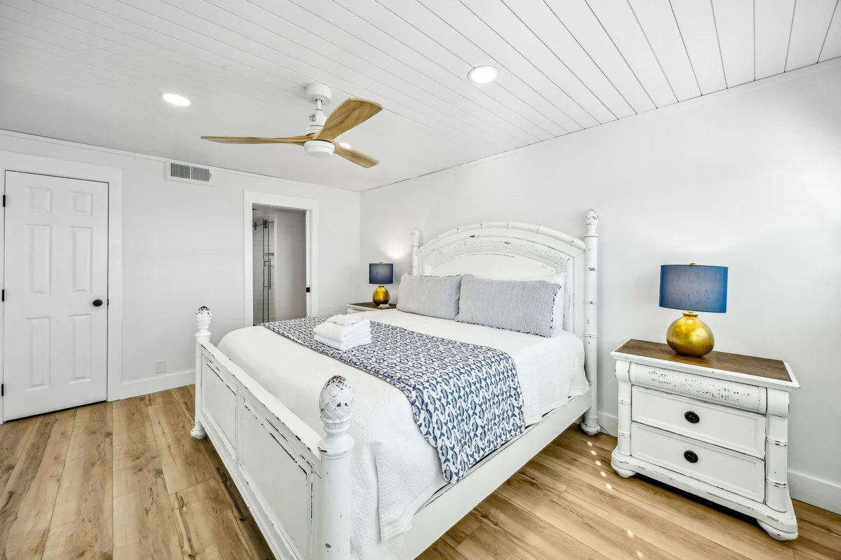 Bedroom 2 image 1