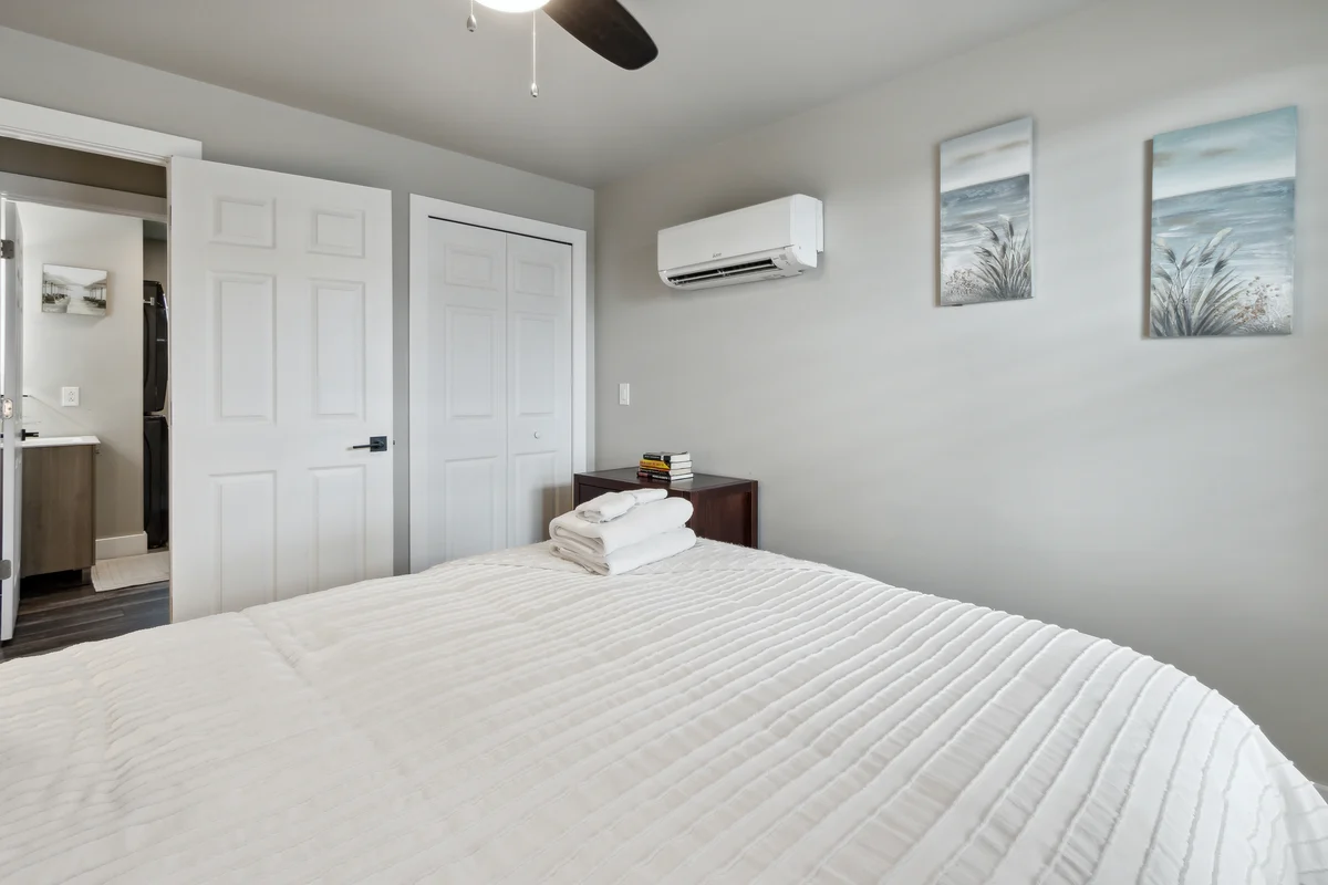 Bedroom 1 image 1