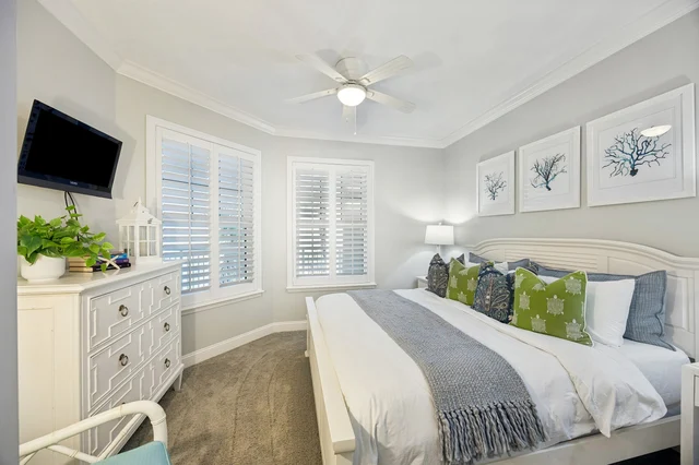 Bedroom 1 image 1