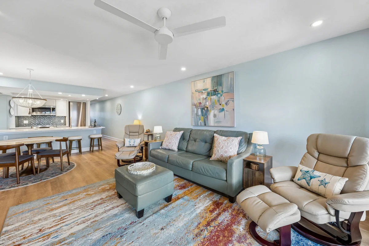 Condo in Fernandina Beach property photo 3