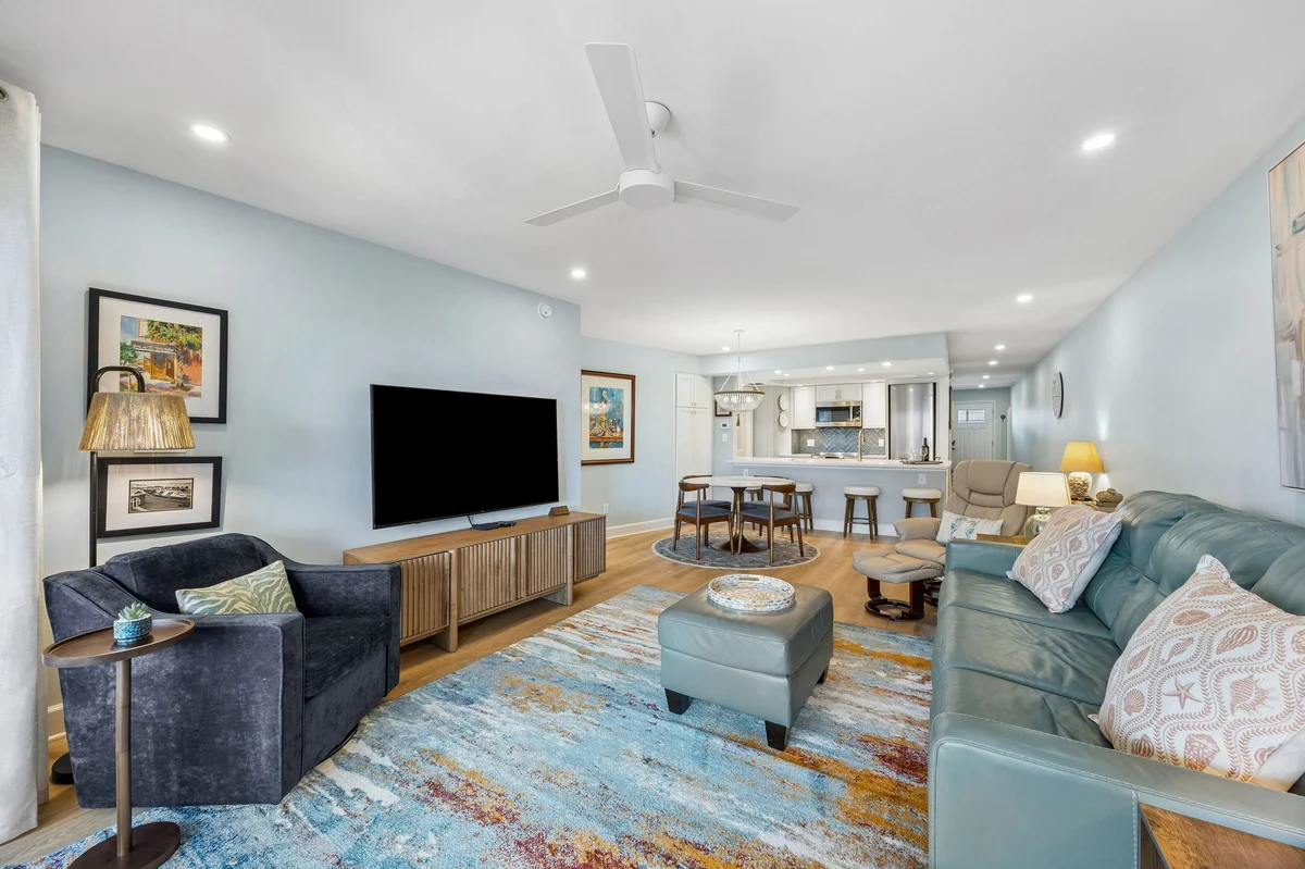 Condo in Fernandina Beach property photo 4