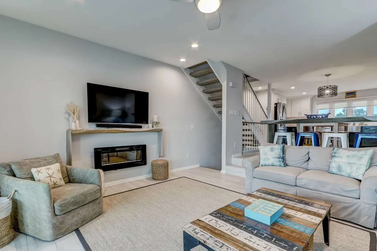 Home in Fernadina Beach property photo 4