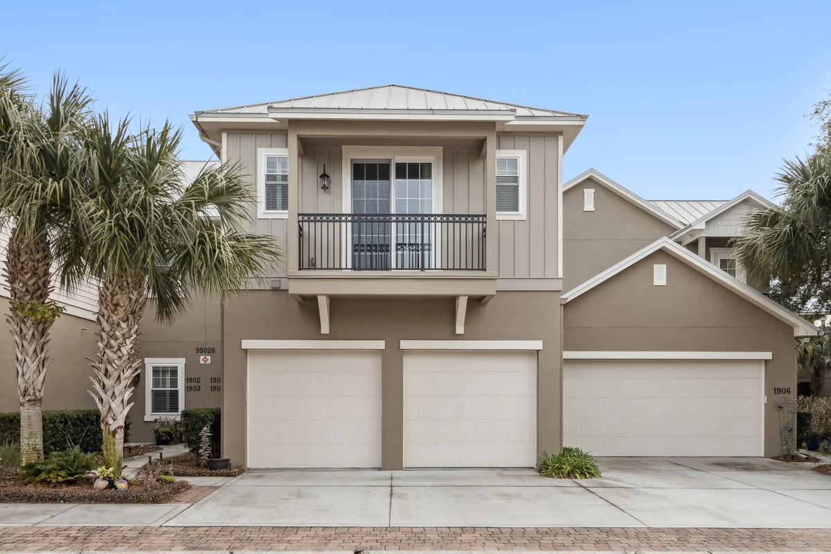 Condo in Fernandina Beach property photo 4