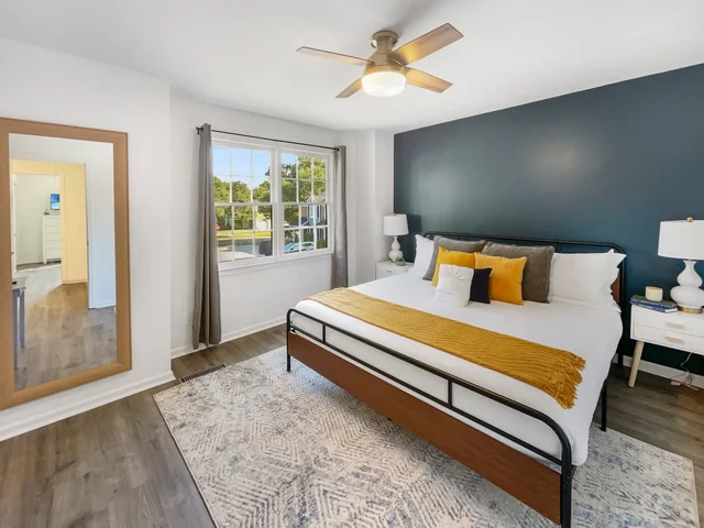 Bedroom 1 image 1