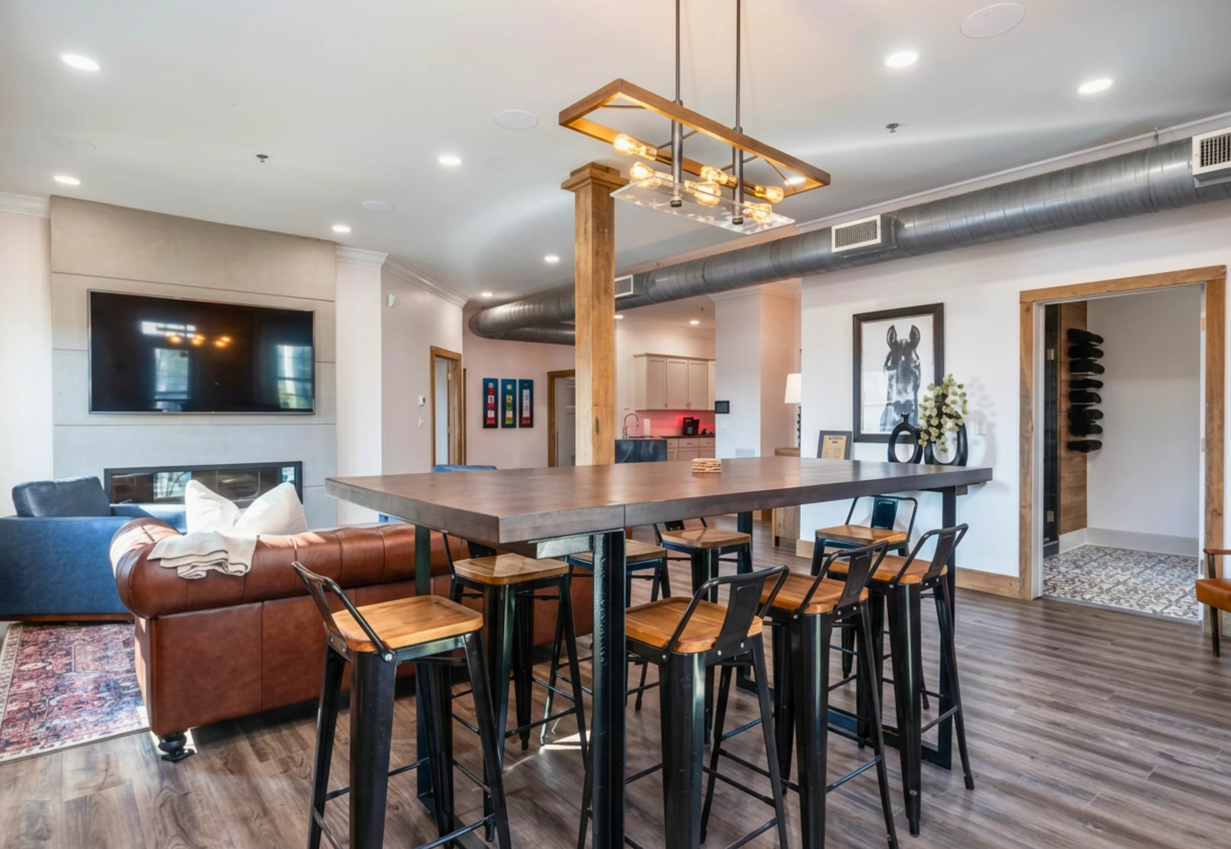 Condo in Hot Springs property photo 4
