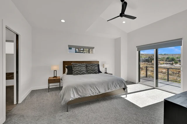 Bedroom 1 image 1