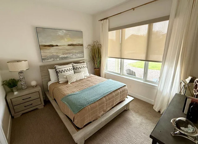 Bedroom 3 image 1