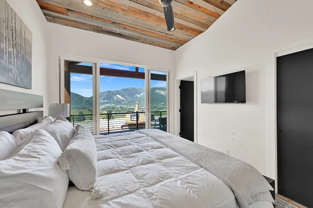 Bedroom 3 image 1