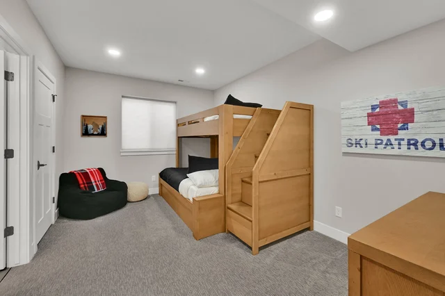 Bedroom 1 image 1