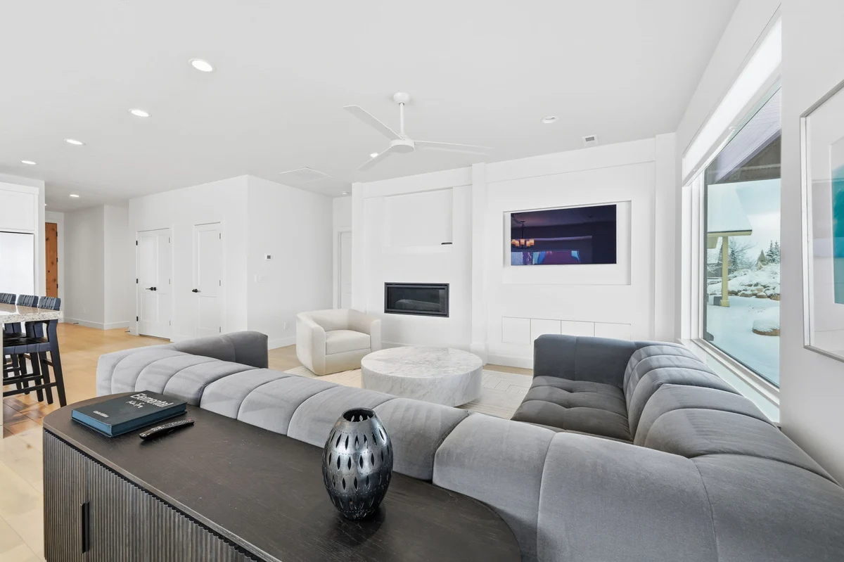 Mountain View Condo, Community Pool, Hot Tub & Gym Access, Lake & Resort Proximity property photo 4