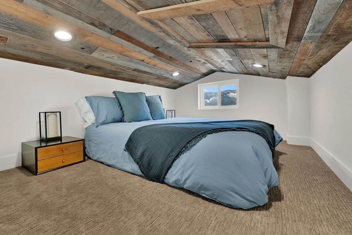 Bedroom 1 image 1
