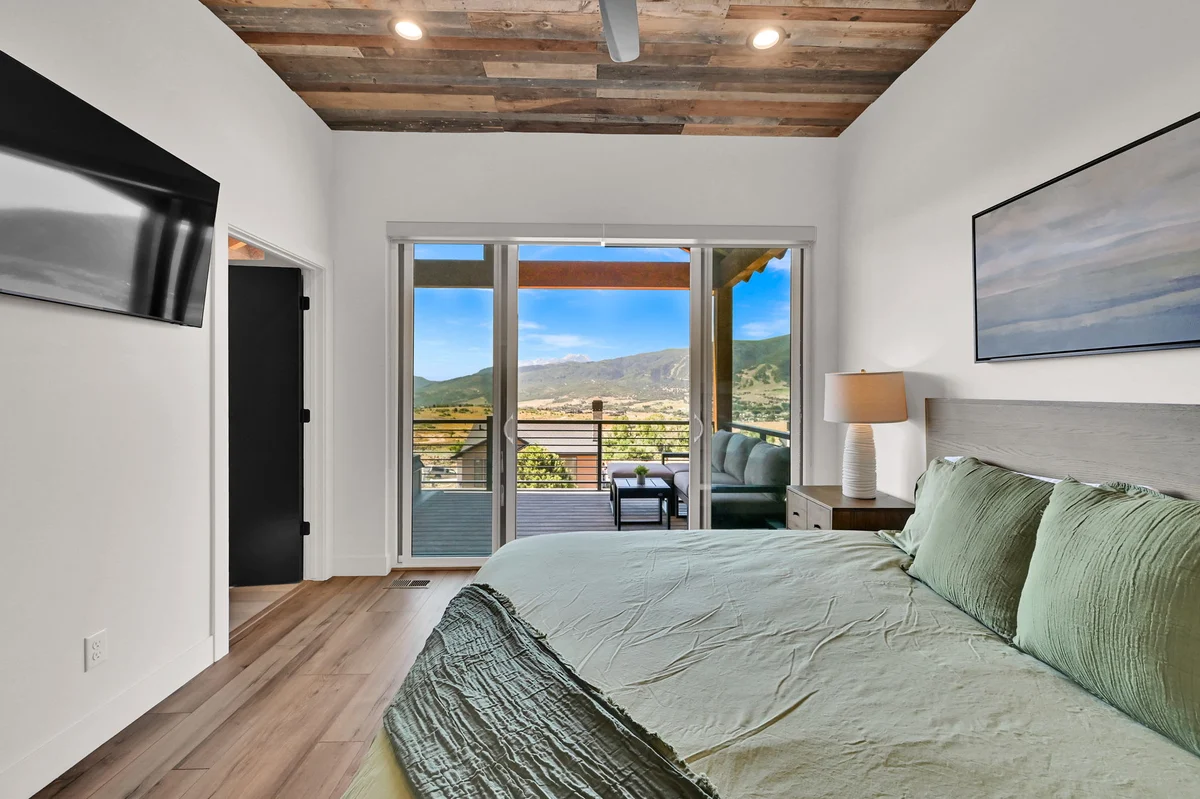 Bedroom 3 image 1