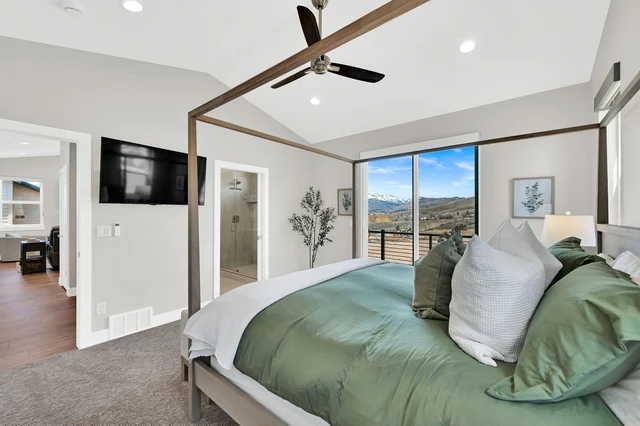 Bedroom 1 image 1