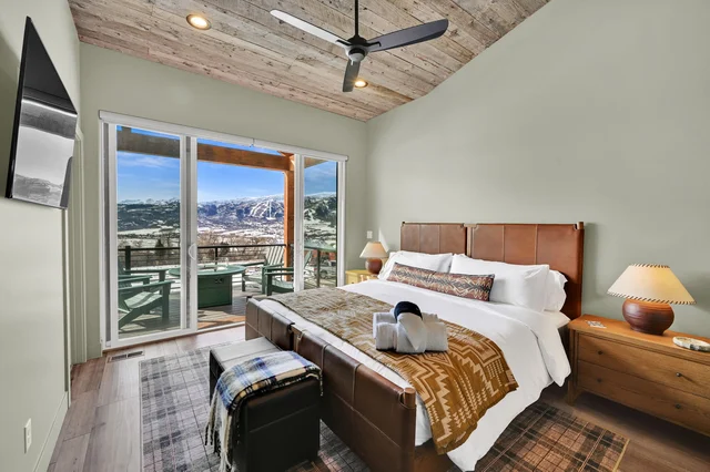 Bedroom 1 image 1