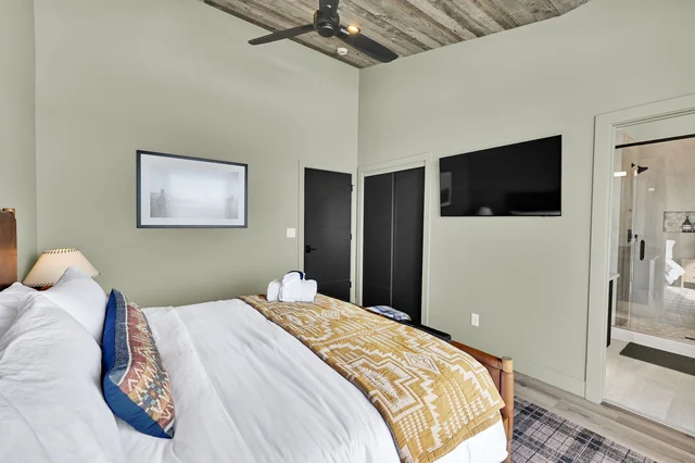 Bedroom 3 image 1