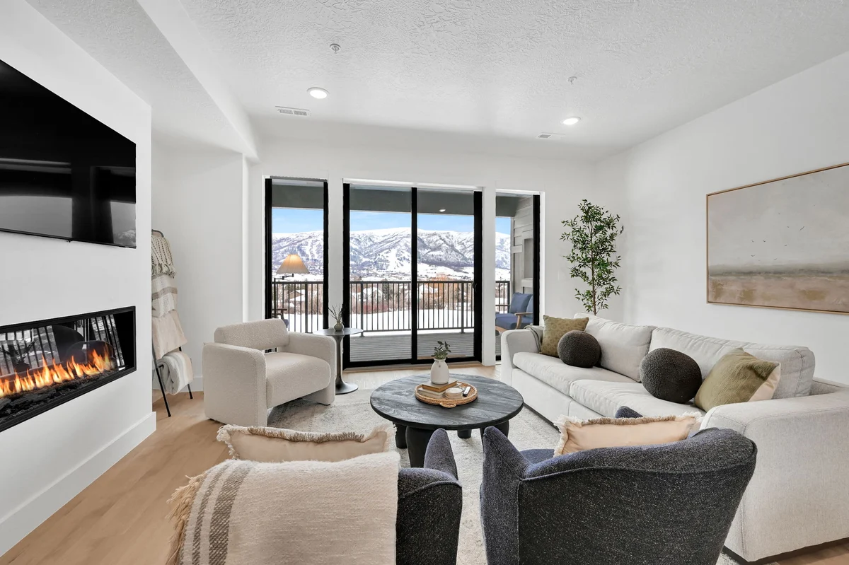 Condo in Liberty property photo 2